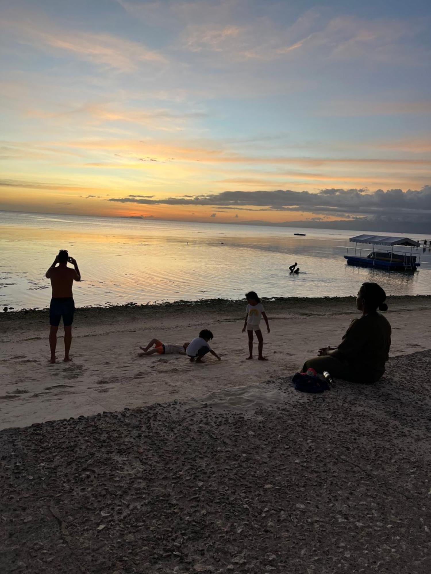 Golden Sunset Inn Siquijor Zewnętrze zdjęcie